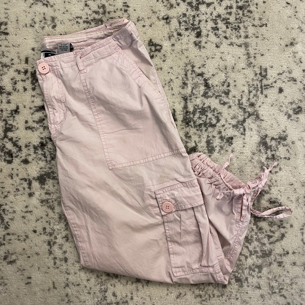Pink womens cargo capris